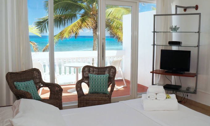 Bravos de Boston Hotel | Bravo Beach Hotel