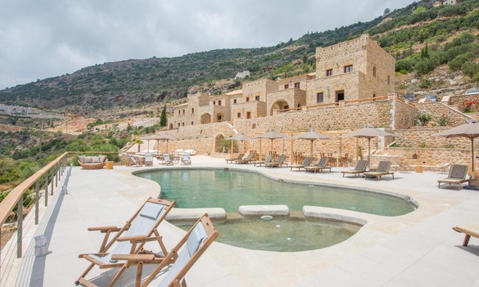 Karavostasi Hotel | Brazzo di Maina