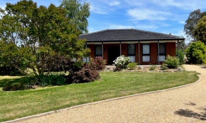 Alexandra House | Breakaway.