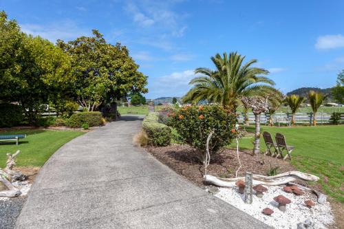 Coromandel Bed & Breakfast | Breakaway Bed & Breakfast