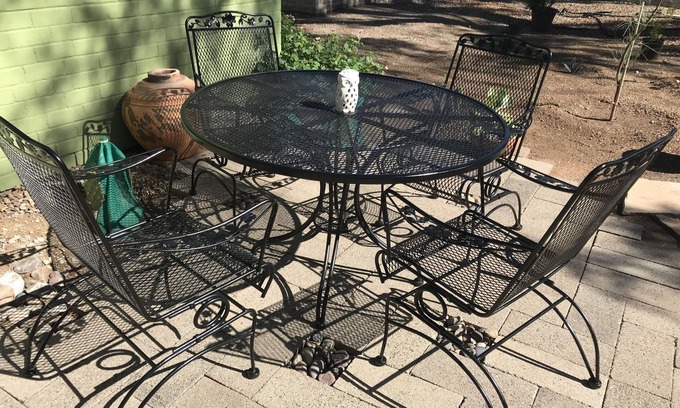 Blenman-Elm House | Breakfast Under the Old Sonoran Sun!