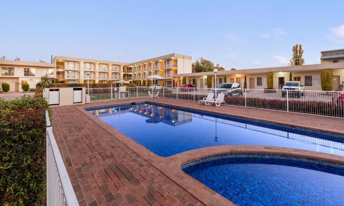 Queanbeyan Hotel | BreakFree Queanbeyan