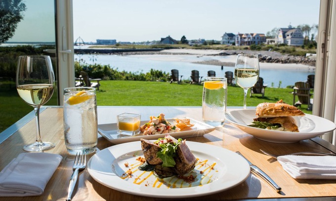 Kennebunkport Hotel | Breakwater Inn