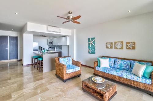 Barrio Los Faroles Apartment | Breakwater Point 602