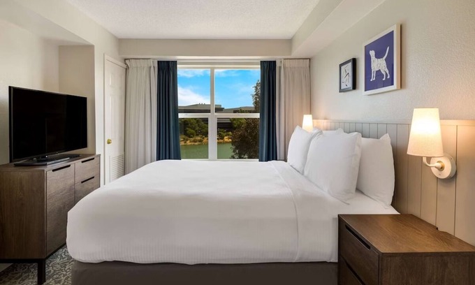 Oyster Point Hotel | Breath of Fresh Air! Free Breakfast, Near San Francisco International Airport