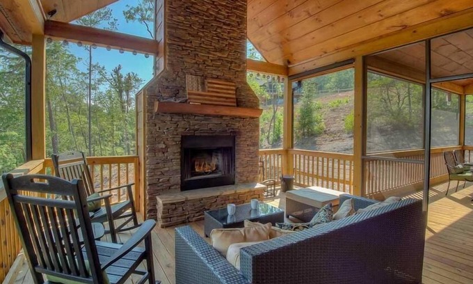 Blue Ridge Cabin | Breathe Inn- Featured on HGTV | Master on Main | Outdoor Living | Hot Tub