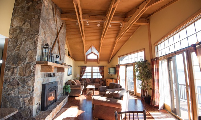 North Lake George Condo | Breathtaking Mountain Views Surround New Lakefront Condo