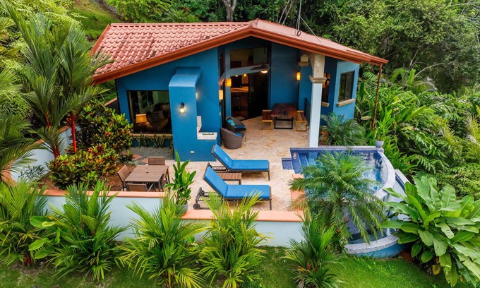 Dominical House | Breathtaking Views on the Pacific Ocean - Infinity Pool