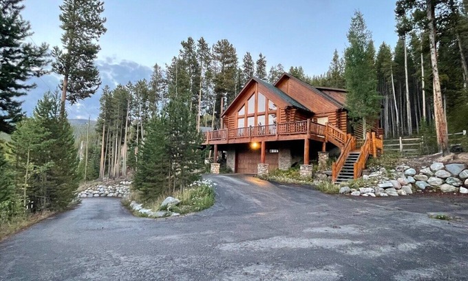 Breckenridge Heights House | Breck Cabin/Mins from Town & Lifts/Hot Tub