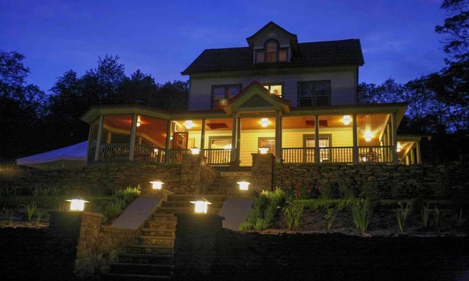Fleischmanns Bed & Breakfast | Breezy Hill Inn