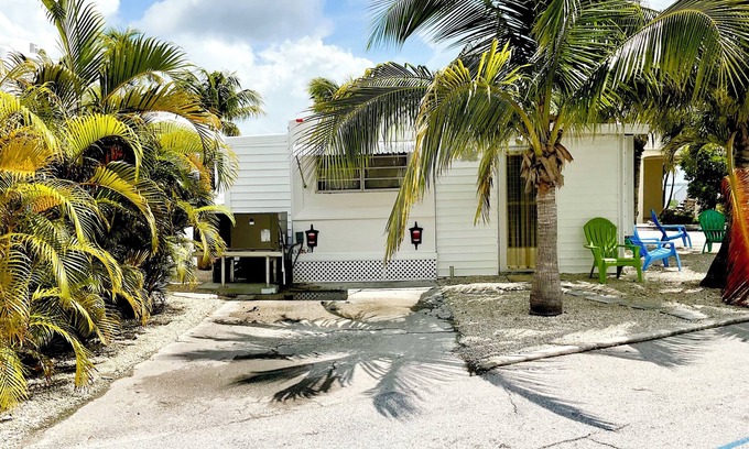 Cudjoe Key Cottage | Breezy Point - Venture Out Unit 199