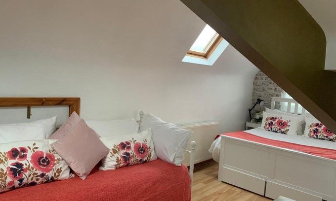 Birkenhead House | Brenda & Petes