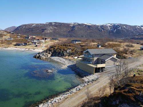 Botnhamn Villa | Brensholmen kyst brygge
