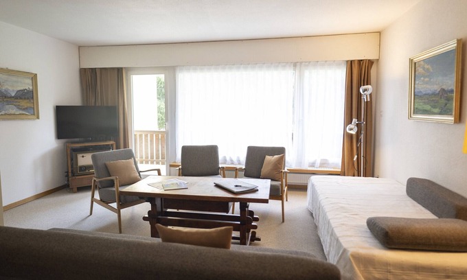 Engadin Scoul Apartment | Brentschpark No 72: cosy 3.5-room flat in the quietly located Brentschpark