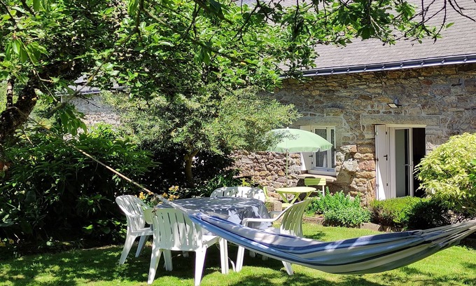 Pleucadeuc House | Breton house free parking