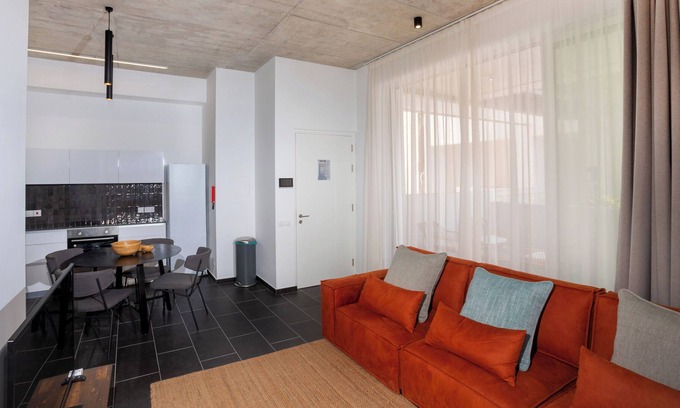 Historical Center Apartment | Bridge House 103 - 2Br Modern Apt close to beach and city centre