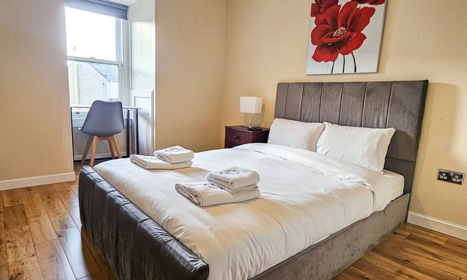 MacMerry Bed & Breakfast | Bridge St Guest House - Room 3 - Tranent