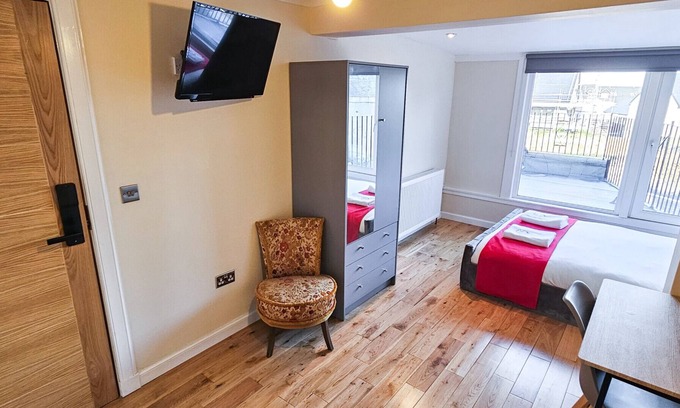 MacMerry Bed & Breakfast | Bridge St Guest House - Room 5 - Tranent