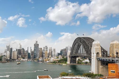 Kirribilli Apartment | Bridgeview - Luxury, World Class Harbour Views