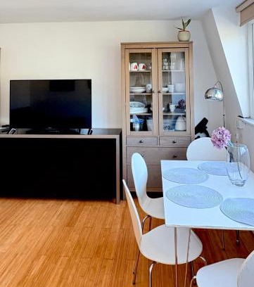 Earl's Court Apartment | Bright 1 Bedroom Central London