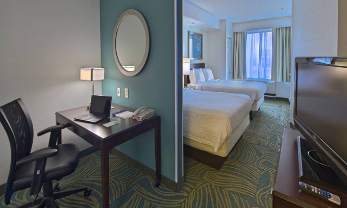 Greensboro Hotel | Bright, All-Suite Stay in Greensboro—Breakfast, Pool, Gym, Near Coliseum
