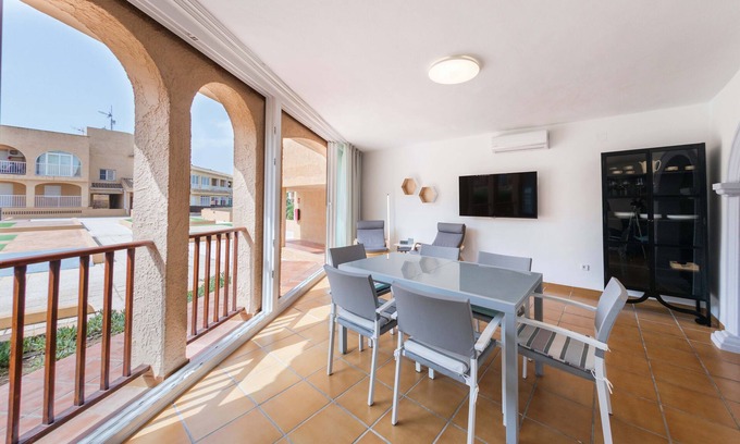 El Albir House | Bright apartment with a large pool near the mountains and the sea