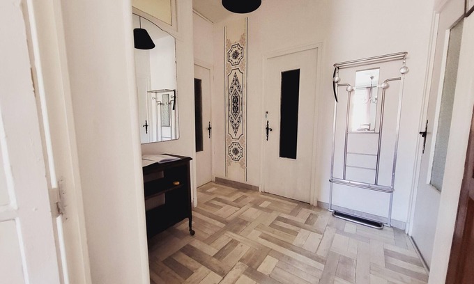 Saint-Ambroix House | Bright apartment in Saint Ambroix near amenities