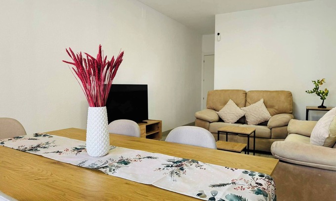 Maracena Apartment | Bright Apartment Near Granada Center