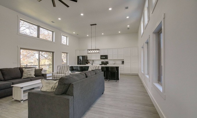 Cotter House | Bright Cotter Vacation Rental w/White River Views