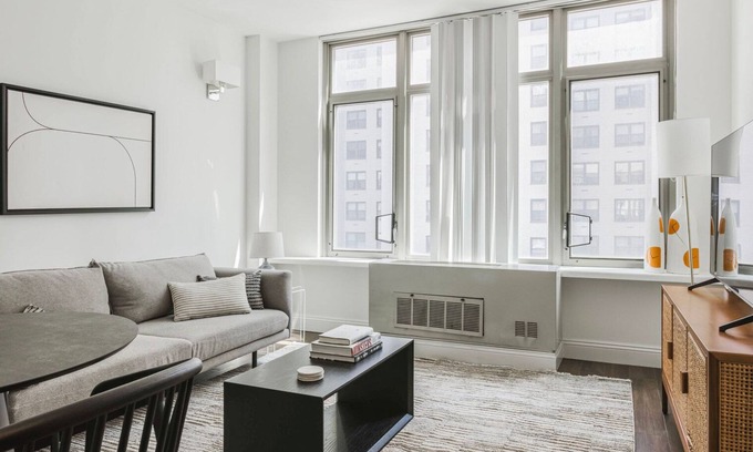 Gramercy Apartment | Bright Gramercy Park 1BR, Furnished w/Air Conditioning, by Blueground