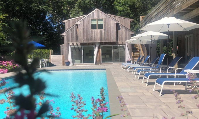 North Sea House | Bright & Modern Pool House