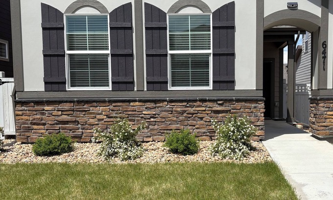 Dupont House | Bright Modern Retreat Near DIA & Gaylord Resort