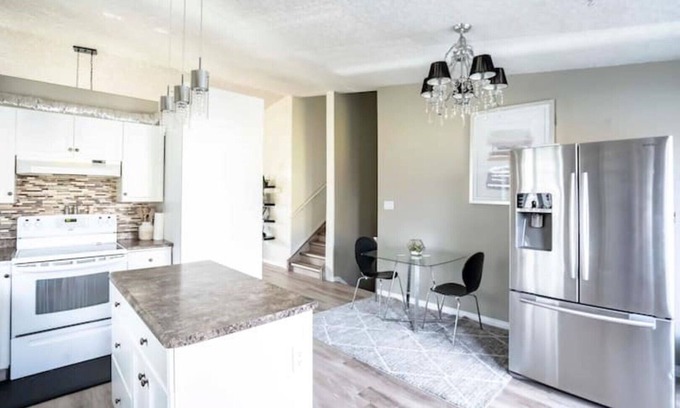Grande Prairie House | Bright & Spacious 3 bedroom home
