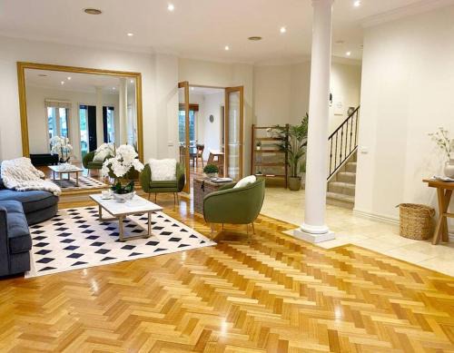 Brighton Villa | Brighton Golden Mile