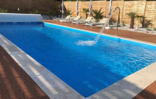 Malemort-sur-Correze Hotel | Brit Hotel Brive La Gaillarde - Restaurant La Limousine