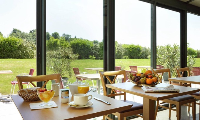 Chateaudun Hotel | BRIT HOTEL CHATEAUDUN