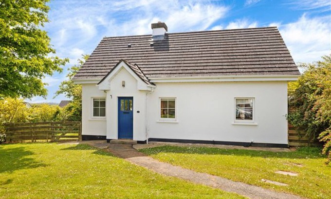 Brittas Bay Ski Chalet | Brittas Bay Holiday Village No 7