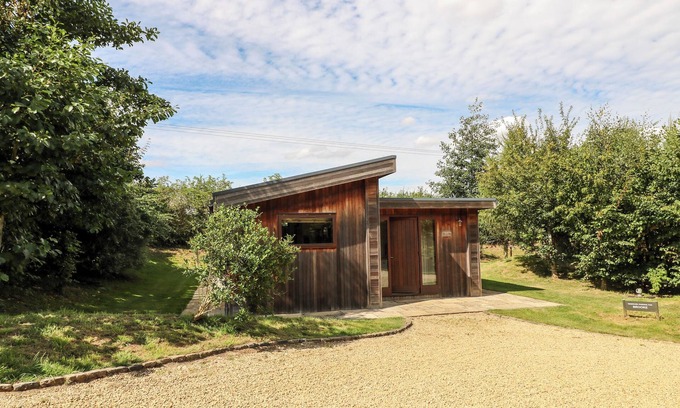 Barnsdale Cottage | BROOKE, pet friendly, with open fire in Exton, Rutland