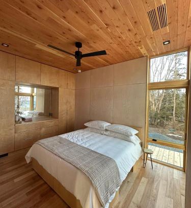 Brooklyn House | Brooklyn Shore Lodge