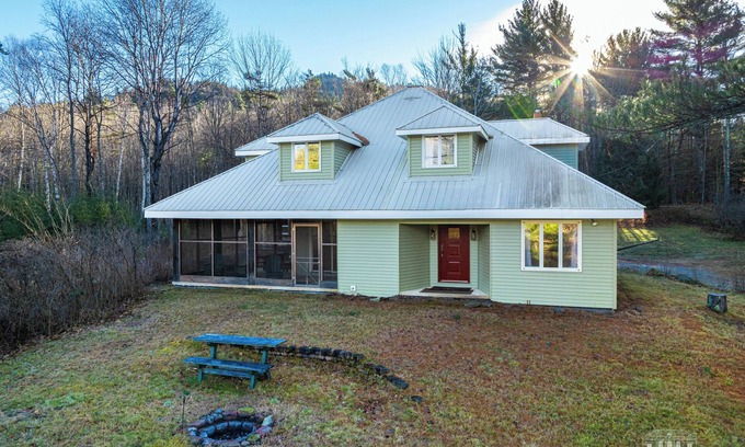 Wilmington House | Brookside Pines | 3 bd 2.5 bath in Wilmington, NY