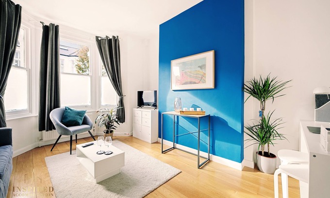 West Hampstead Apartment | Broomsleigh NW6 Garden Apartment