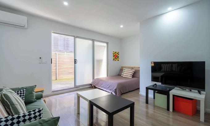 Brunswick House | Brunswick Convenience 1BR Home