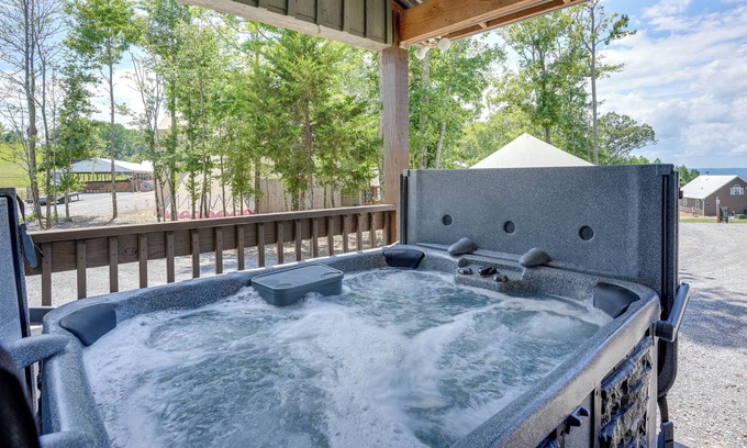 Bryant Apartment | Bryant Retreat: Private Hot Tub, Pool Access!