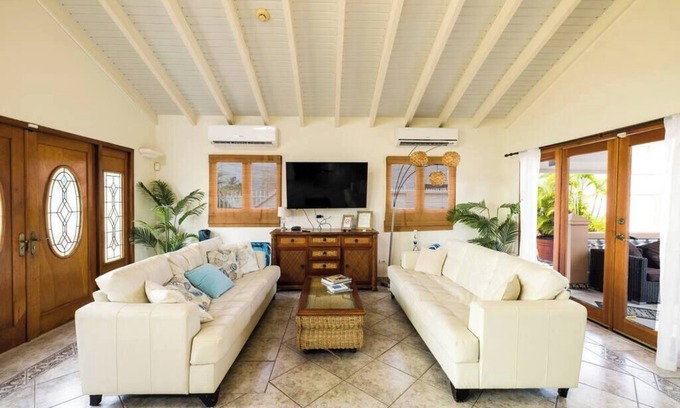 Cunucu Abao Villa | Bubali Villa - Just a 2-minute drive to Eagle Beach