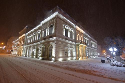 Campulung Moldovenesc Apartment | Buchenland Hotel