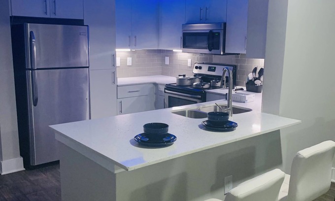 Lindbergh Condo | Buckhead Retreat