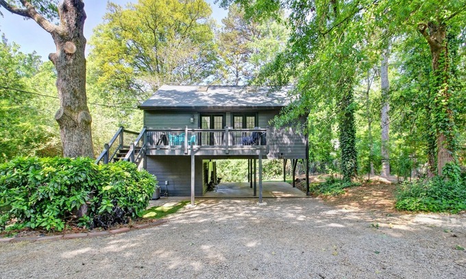 North Buckhead House | Buckhead Treehouse/Carriage House