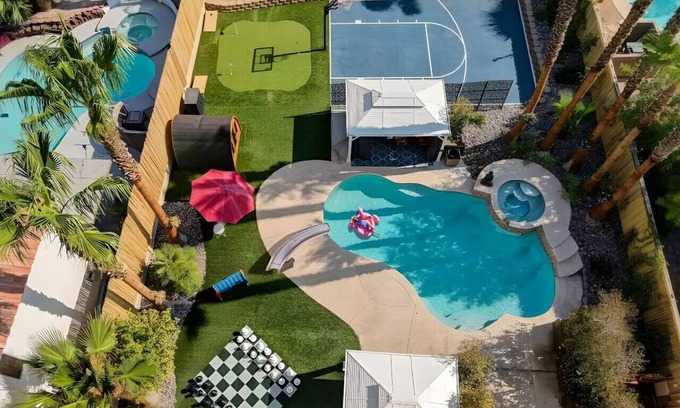 Green Valley North House | Buddha Play | Modern | Pool & Spa Near Vegas strip
