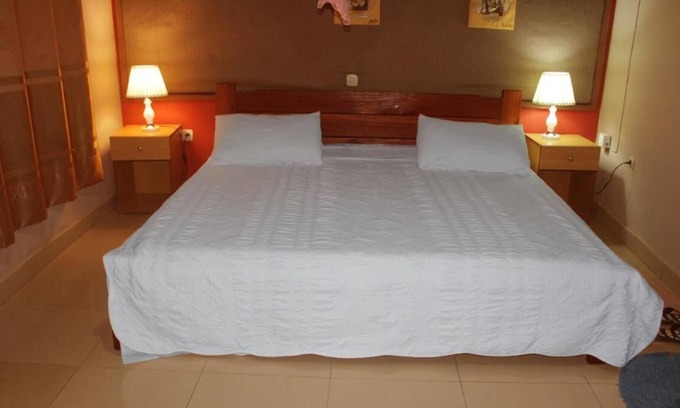 Kibuye House | Budget Double Room in luxurious Delta Resort