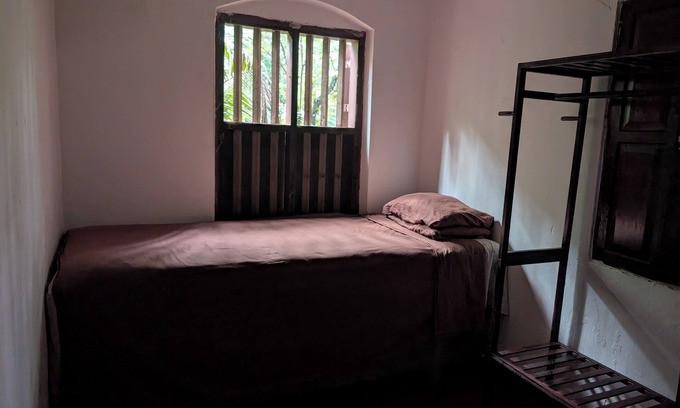 Kozhikode Villa | Budget Kerala Countryside Heritage Villa near Waterfall